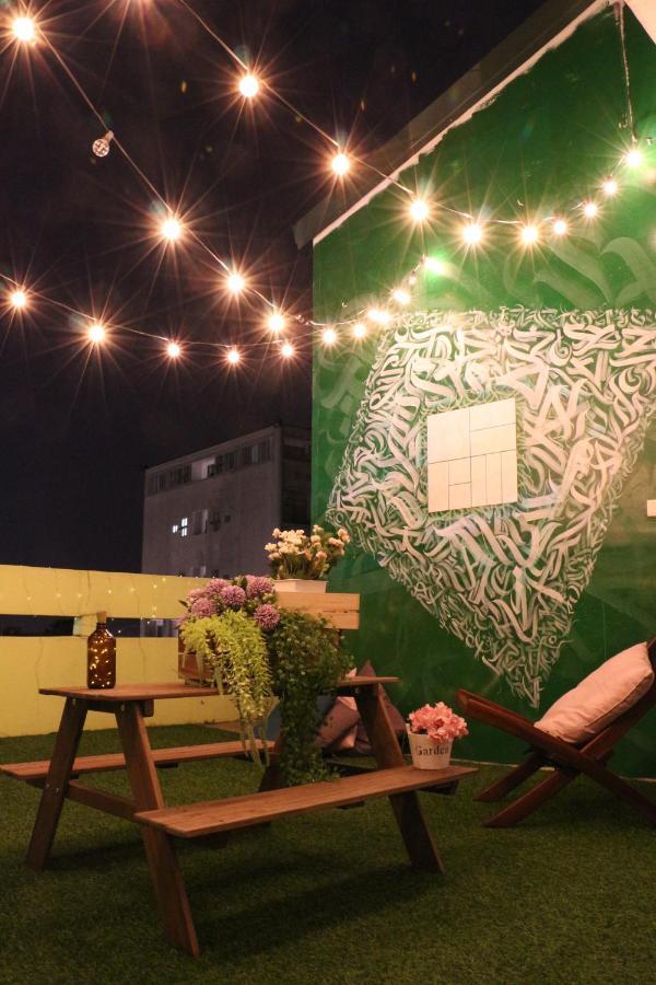T-Life Hostel Taichung Exterior photo